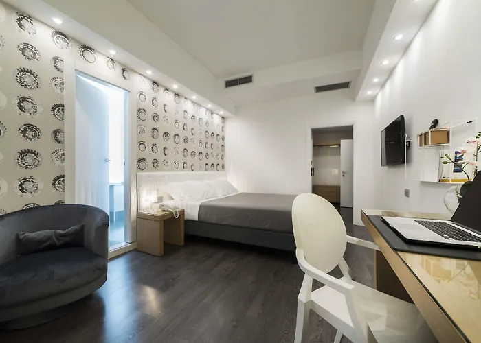 蒙特斯特拉酒店 4* 萨莱诺