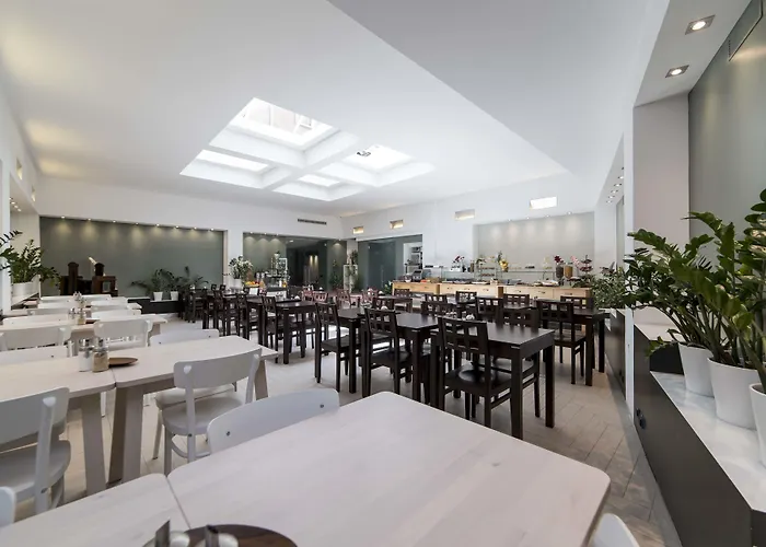 蒙特斯特拉酒店 4* 萨莱诺