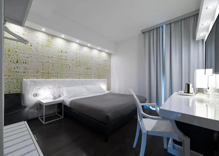 蒙特斯特拉酒店 萨莱诺