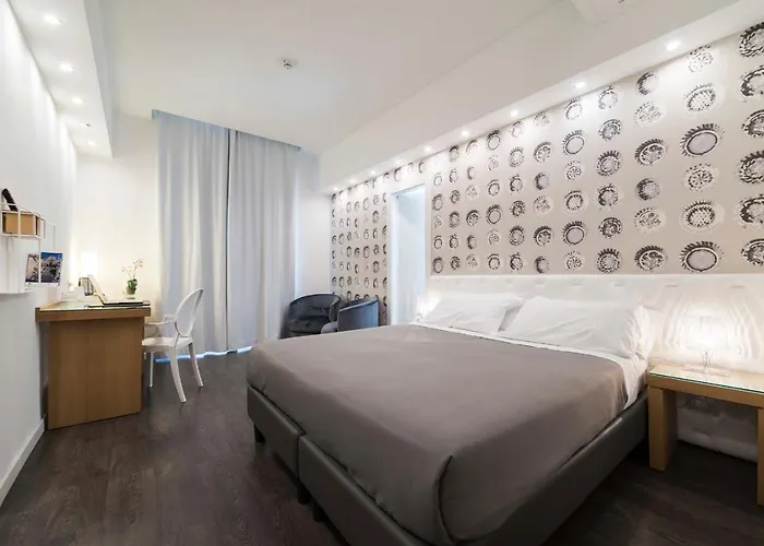 蒙特斯特拉酒店 4* 萨莱诺